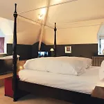 Manoir De Lebioles 5*