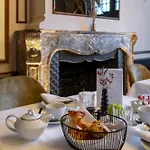 Manoir De Lebioles 5*