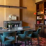 Otel Manoir De Lebioles