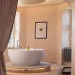 Manoir De Lebioles Otel Spa