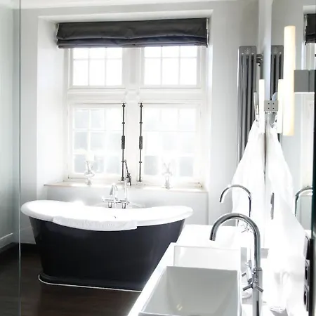 Hotel Manoir De Lebioles Spa