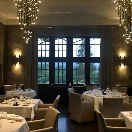 Manoir De Lebioles فندق سبا