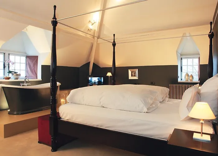 Manoir De Lebioles 5*