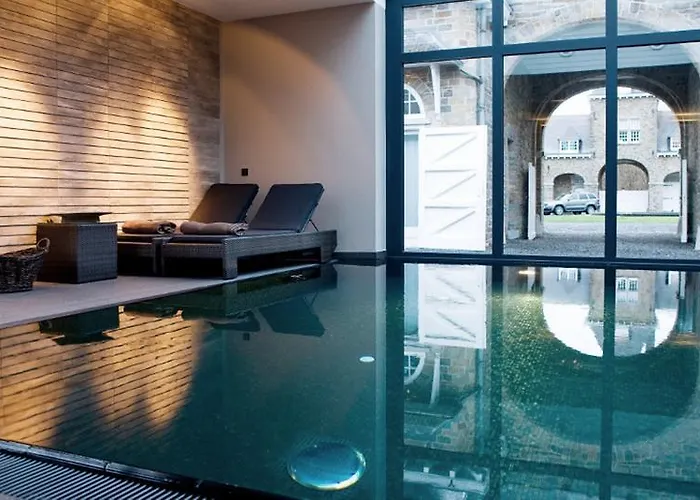 Hotel Manoir De Lebioles 5*