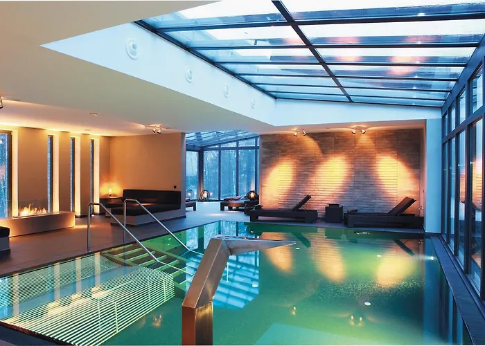 Hotel Manoir De Lebioles